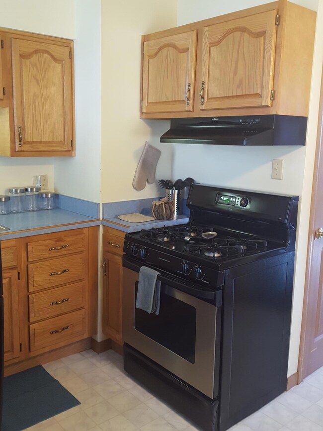 116 s 34th kitchen 2