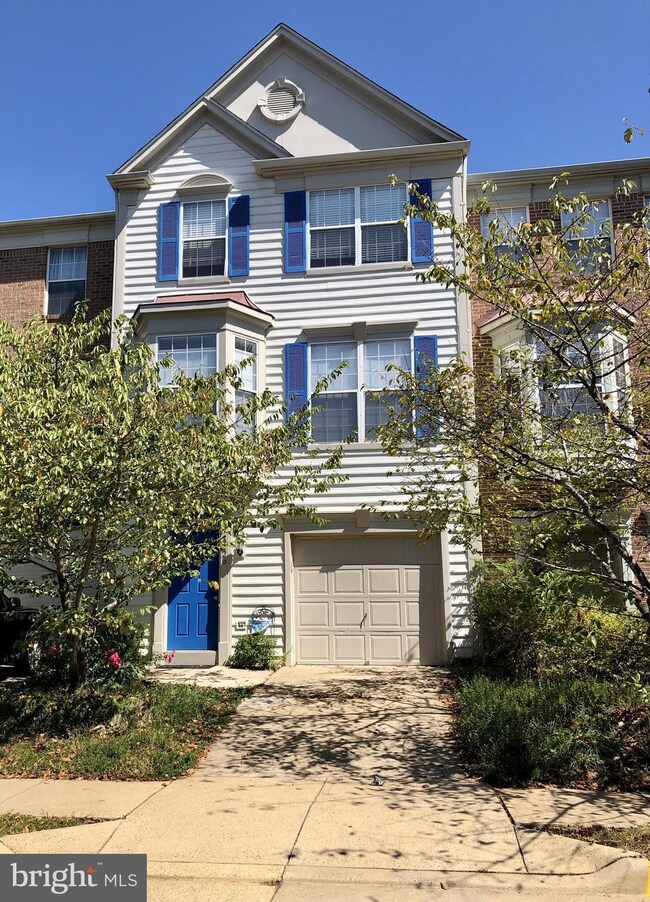 1125 Cypress Tree Place, Herndon, VA 20170 - photo 2