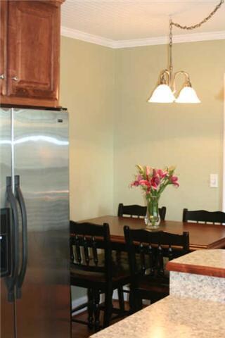 dinette area 