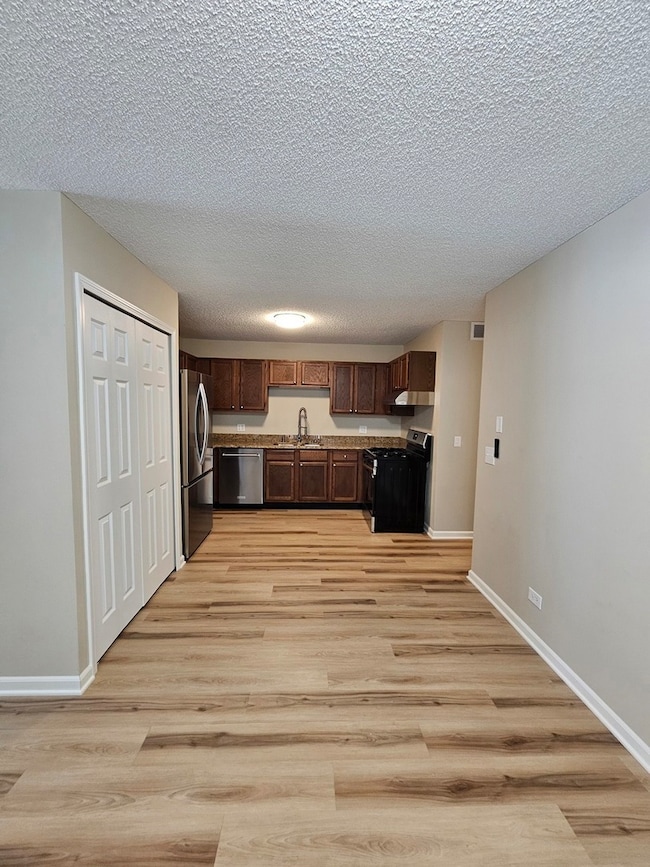 1093 Kane St unit 1093, South Elgin, IL 60177 - photo 2