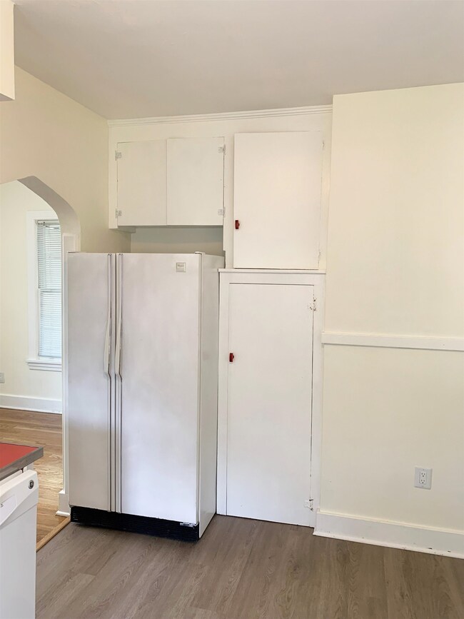 Good kitchen storage and new floor!