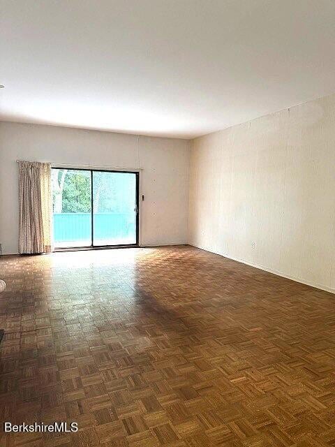 2 Rolling Hills unit bldg2-4, Lenox, MA 01240 - photo 5