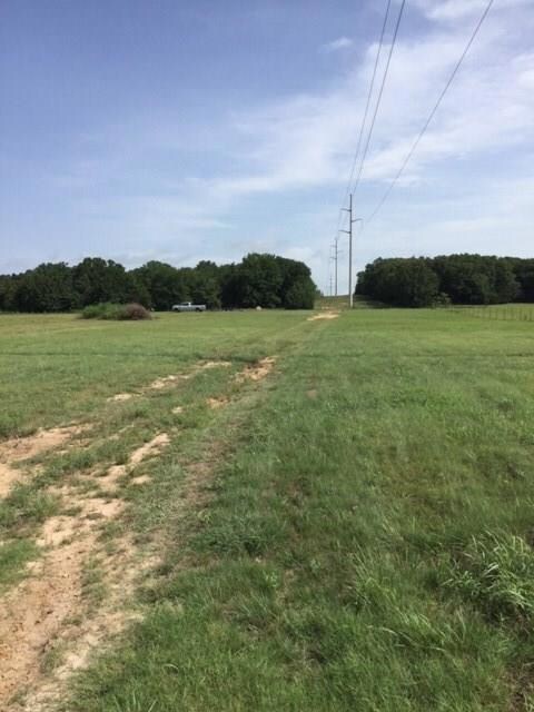 891 County Road 212, Gainesville, TX 76240 - photo 2