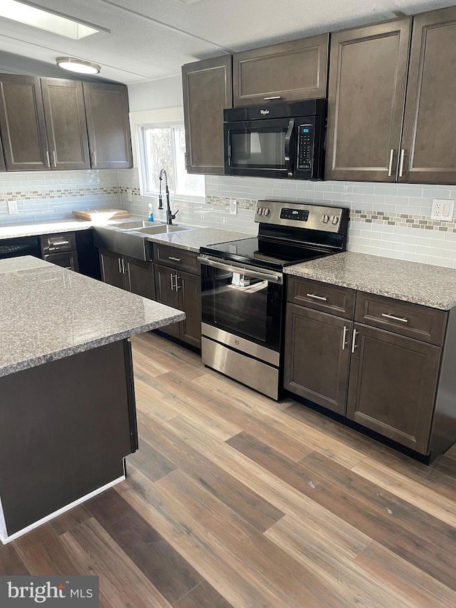 300 Ridge Rd unit 100, Etters, PA 17319 - photo 4