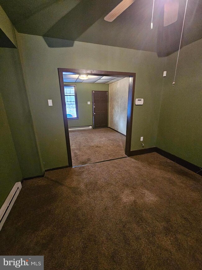 130 Schuylkill Ave, Tamaqua, PA 18252 - photo 5