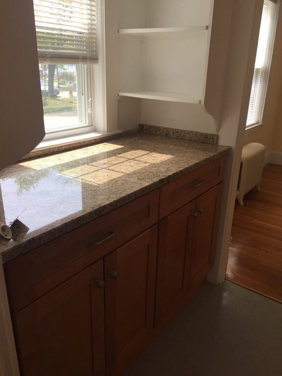 40 Taylor St unit 1, Quincy, MA 02170 - photo 6