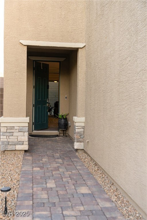 2990 Overlook Brook St, Las Vegas, NV 89156 - photo 4