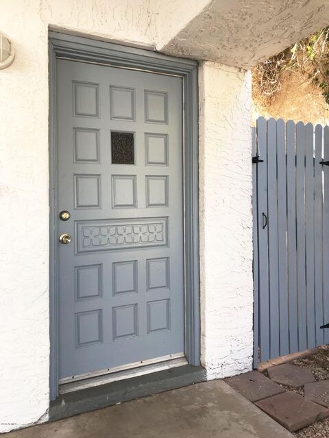 Front Door-Side Gate to Backyard