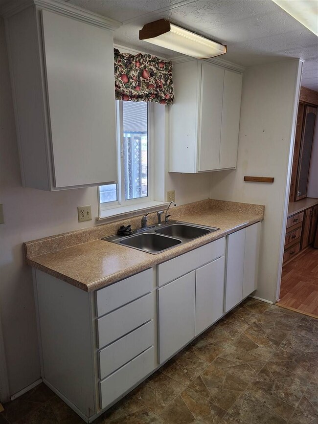 13663 E 47th Dr, Yuma, AZ 85367 - photo 7