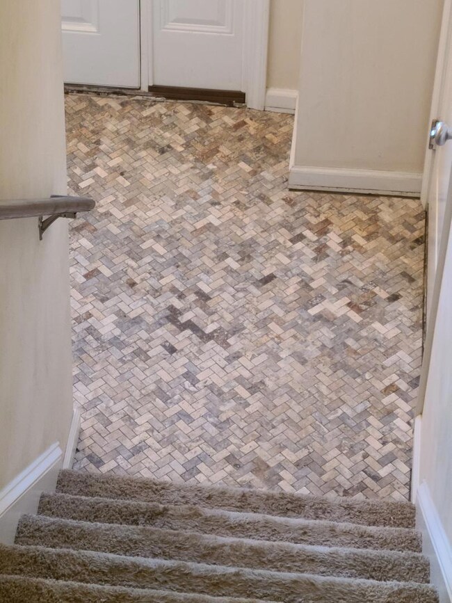 Travertine Tile Entry