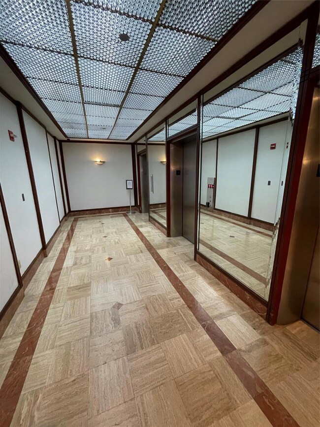 2851 NE 183rd St unit 2004, Aventura, FL 33160 - photo 3