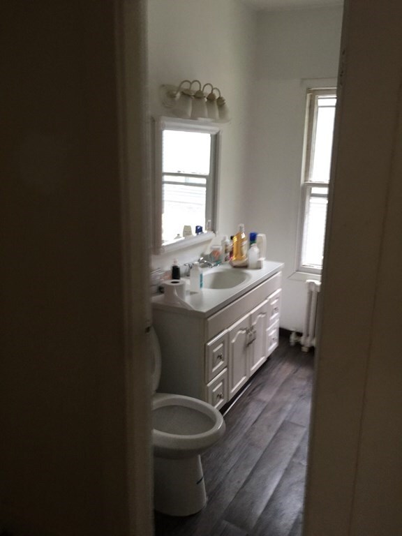 842 Chestnut St unit 844, Springfield, MA 01107 - photo 2