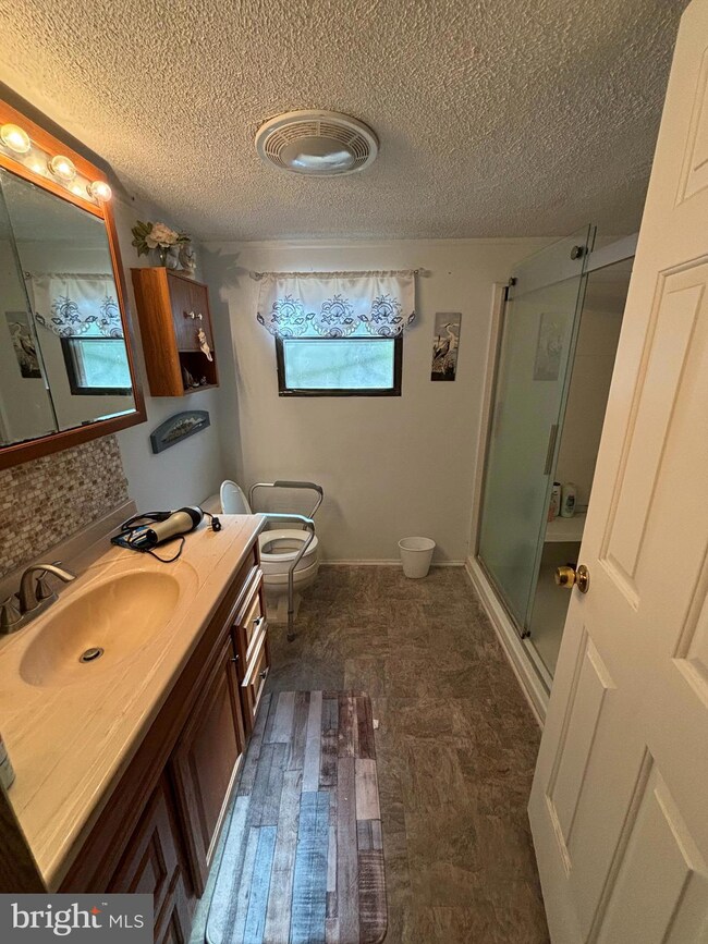 1038 Pine Dr, West Chester, PA 19380 - photo 4