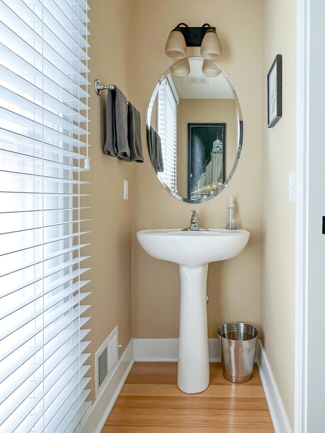 906 Blodgett St SE unit 32, Grand Rapids, MI 49506 - photo 7