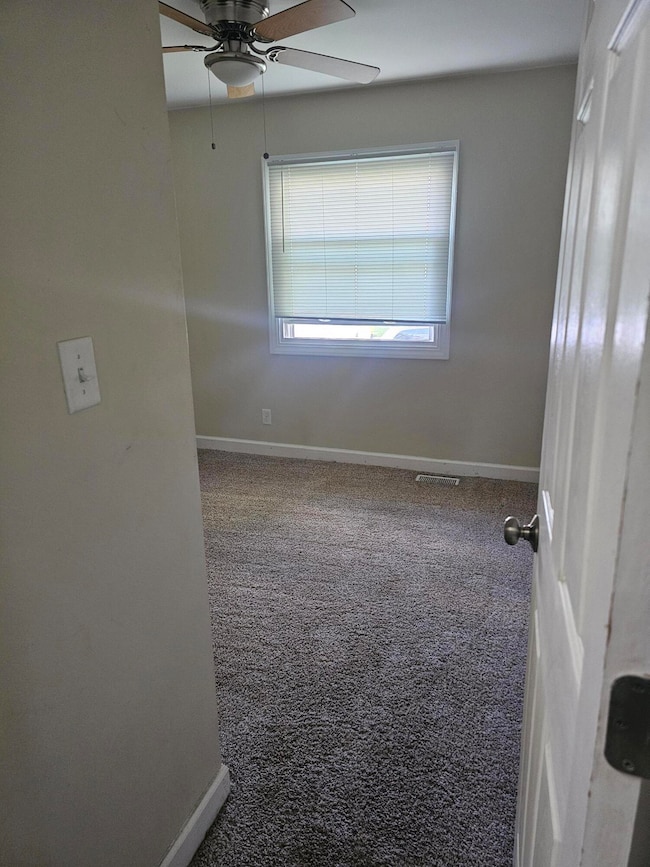 940 N Indiana St, Griffith, IN 46319 - photo 6