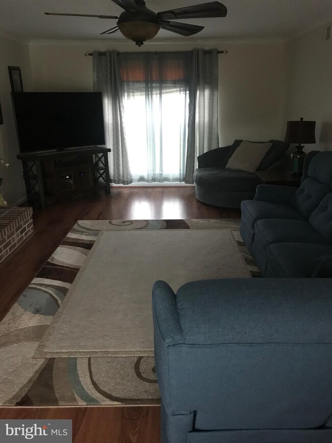 5708 Mineral Hill Rd, Sykesville, MD 21784 - photo 5