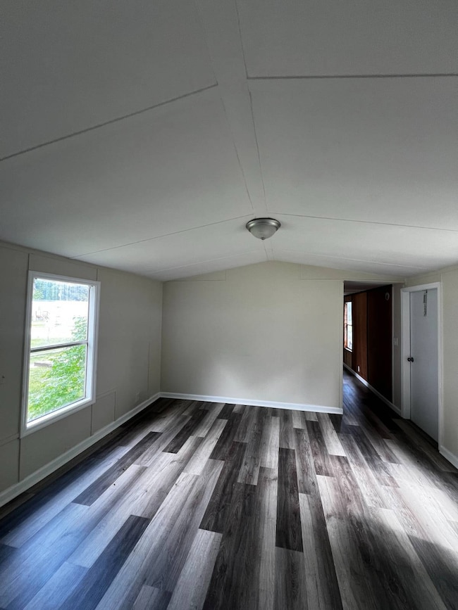 116 Hussey Mobile Home Park Ln, Beulaville, NC 28518 - photo 3