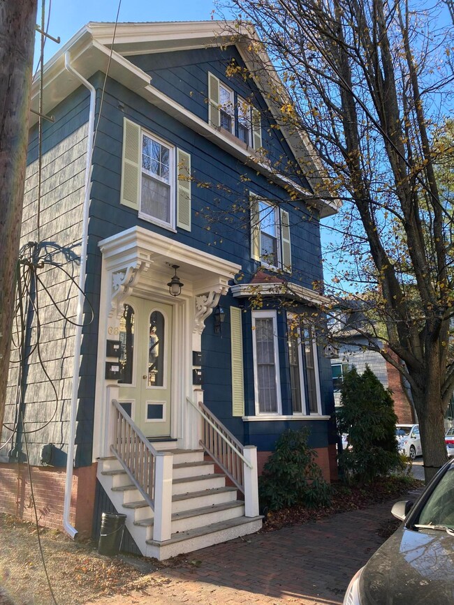 66 Spruce St