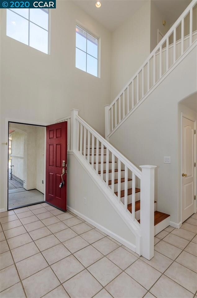 1808 Crown Peak Way, Antioch, CA 94531 - photo 2