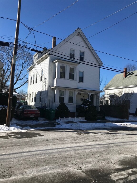 80 Clarendon Ave, Lynn, MA 01902 - photo 2