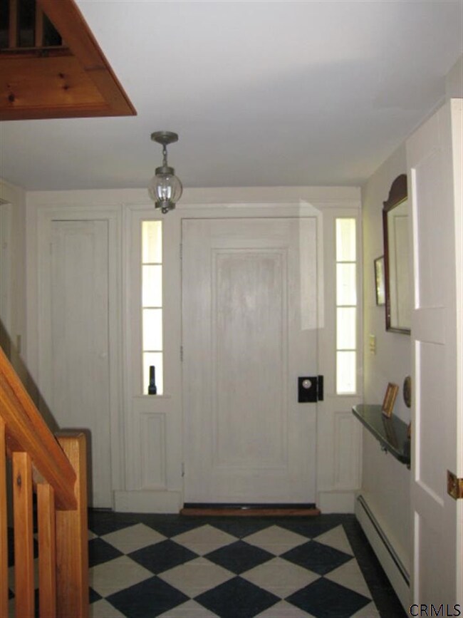 35 Dearstyne Rd, Troy, NY 12180 - photo 7