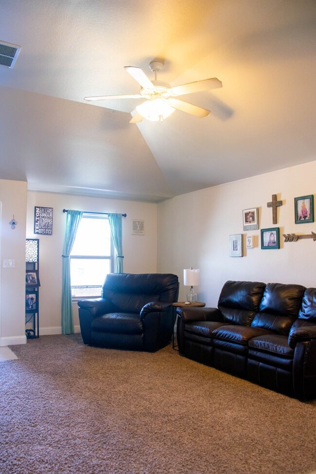 804 E 99th St, Odessa, TX 79765 - photo 4