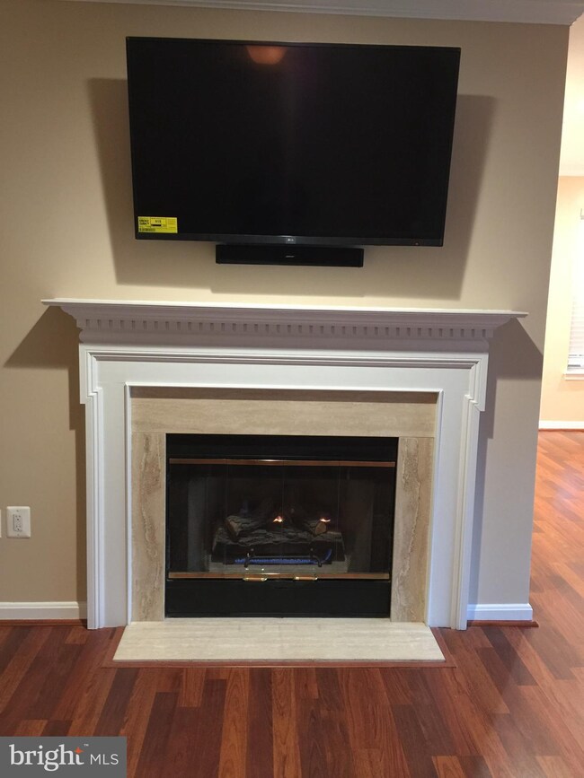 137 Timberbrook Ln unit 204, Gaithersburg, MD 20878 - photo 4