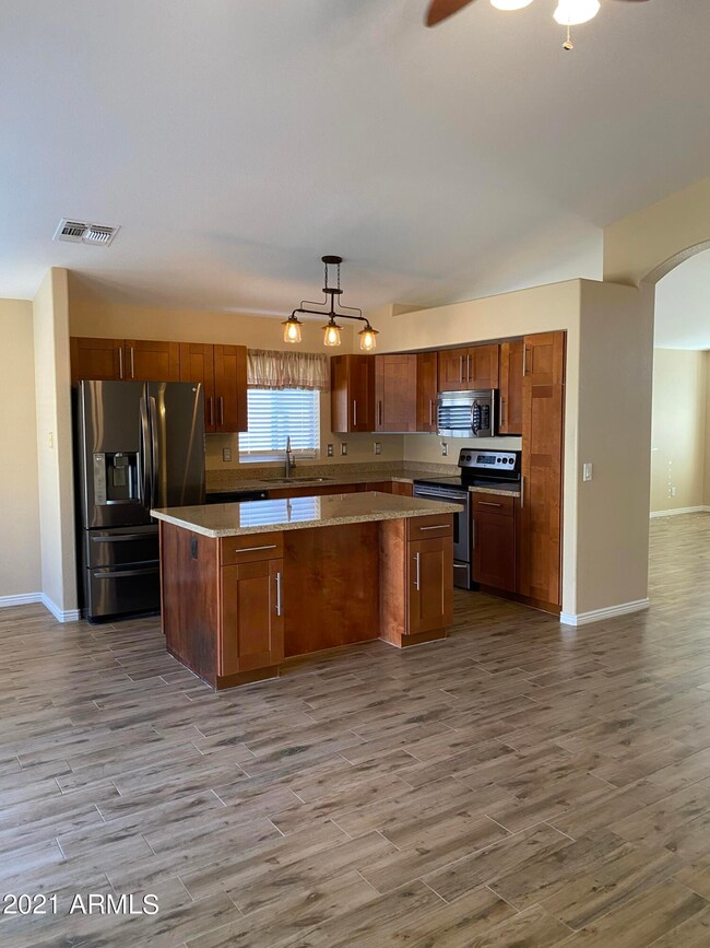 2296 E Willow Wick Rd, Gilbert, AZ 85296 - photo 3