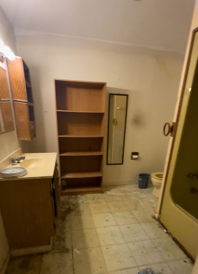 9509 Shoreham St, Houston, TX 77093 - photo 5