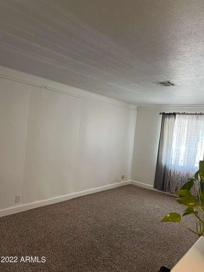 2 Living Room
