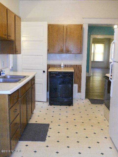 Kitchen 5