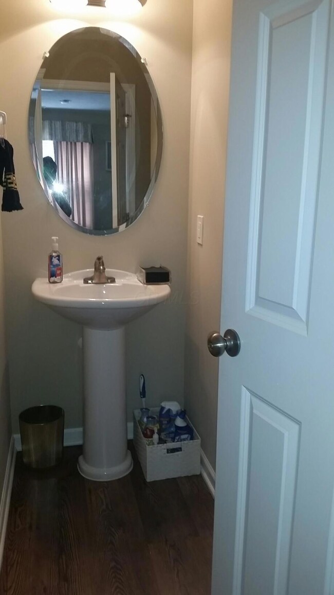 1st Flr Half Bath