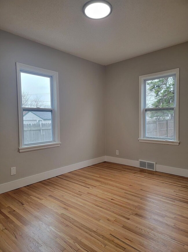 BR 2...also note ALL windows are brand new!