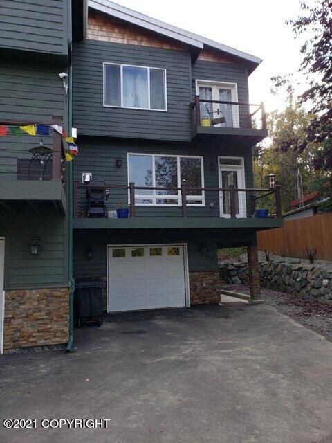 1927 Spenard Rd unit 4, Anchorage, AK 99503 - photo 2