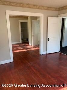 LIVING ROOM2