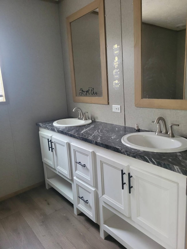 204 S Cambridge Dr, Warner Robins, GA 31093 - photo 7