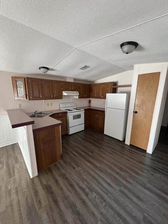 263 Lancelot Rd, Defuniak Springs, FL 32433 - photo 3