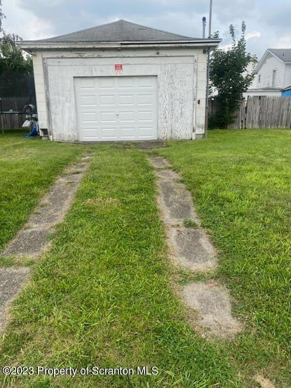 1628 Price St, Scranton, PA 18504 - photo 3