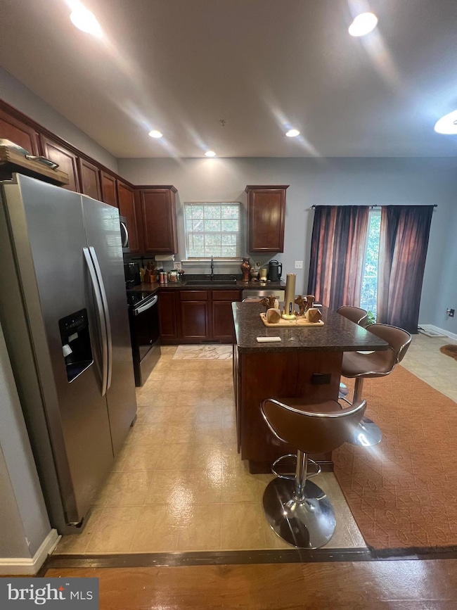 12124 Riverview Dr, Newburg, MD 20664 - photo 5