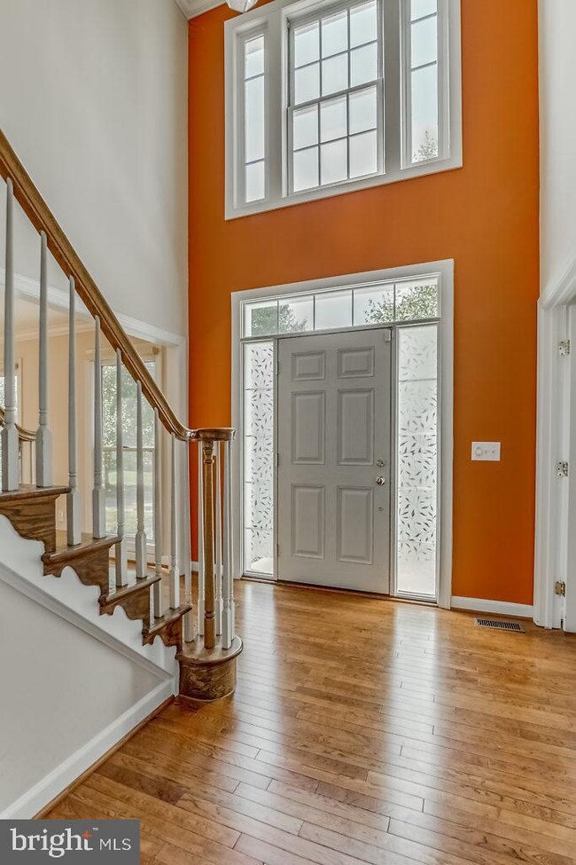 2000 Madrillon Creek Ct, Vienna, VA 22182 - photo 4