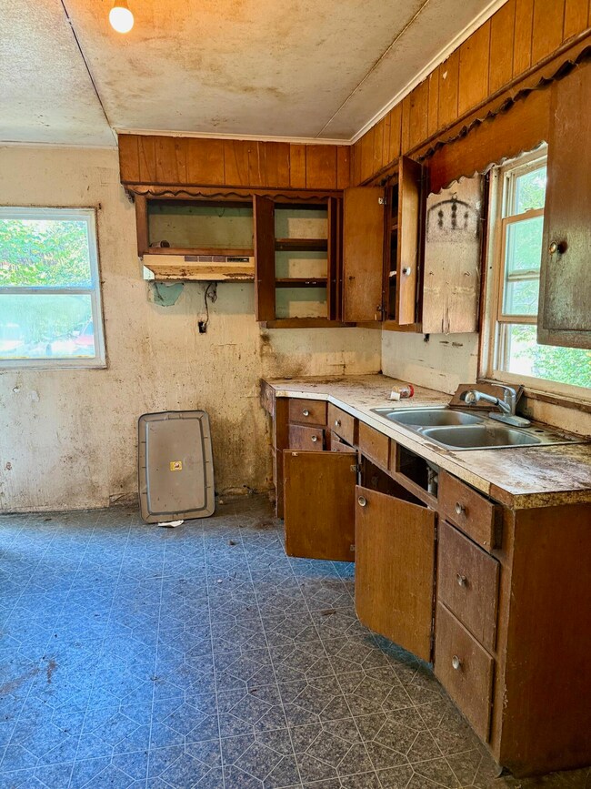 432 N Joplin Ave, Joplin, MO 64801 - photo 6