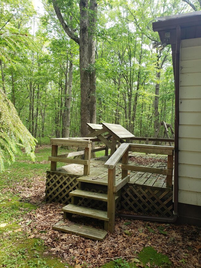 1806 Pennsylvania 402, Dingmans Ferry, PA 18328 - photo 3