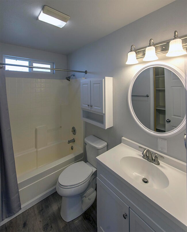 1014 3rd St, Redding, CA 96002 - photo 7