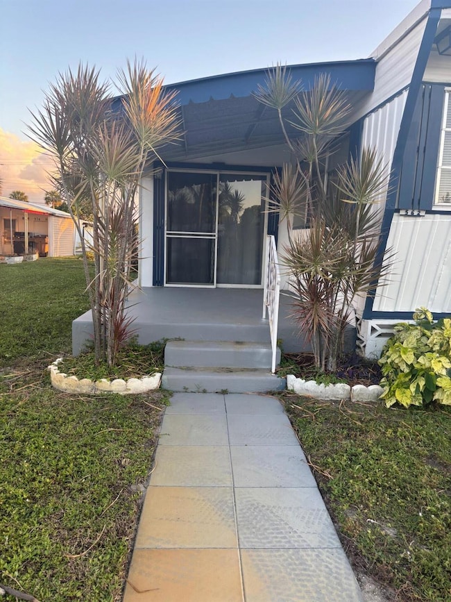 562 NE 47th St, Lighthouse Point, FL 33064 - photo 5