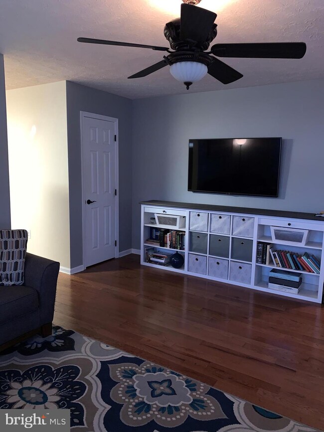 35379 Golf Course Dr, Mechanicsville, MD 20659 - photo 5