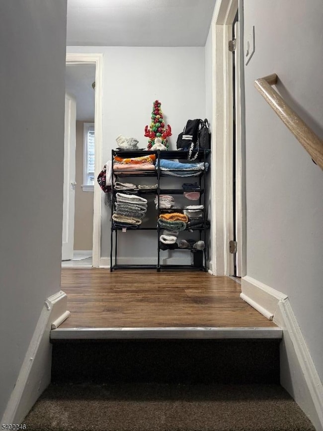 8 Rowe Place, Bloomfield, NJ 07003 - photo 2