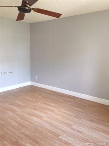 6095 N Sabal Palm Blvd unit 206, Tamarac, FL 33319 - photo 6