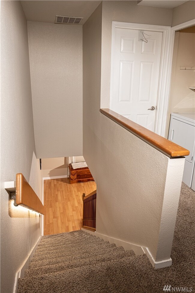 8229 212th St SW unit 303, Edmonds, WA 98026 - photo 5