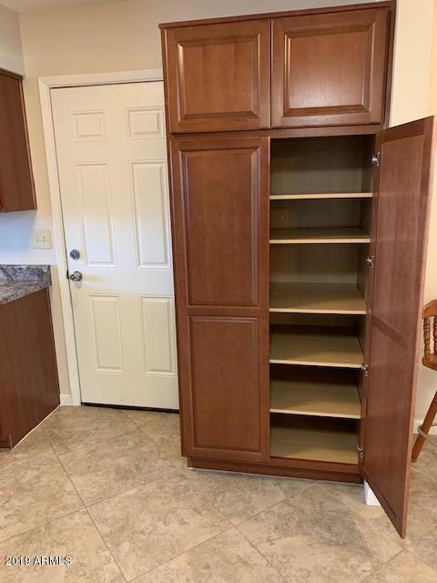 KITCHEN PANTRY - CINNEBAR