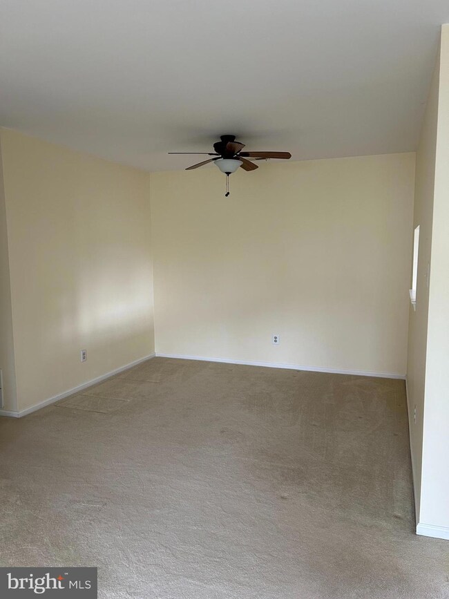 1408 Hawthorne Ct, Sewell, NJ 08080 - photo 5